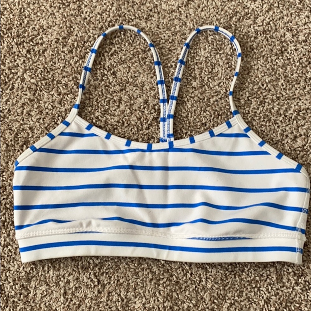 Lulemon sports bra